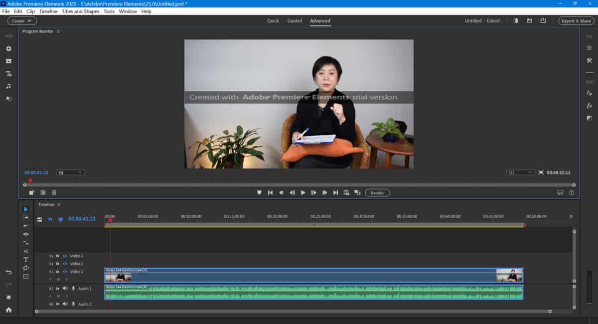 Adobe Premiere Elements user interface advanced mode.